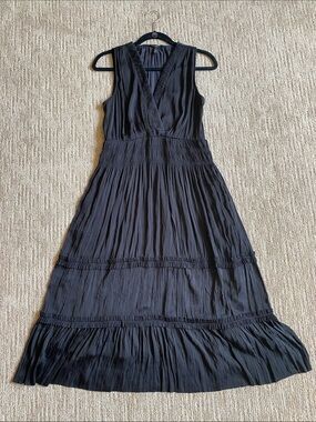 White House Black Market Black Sleeveless Pleated Satin Tiered Midi Dress
